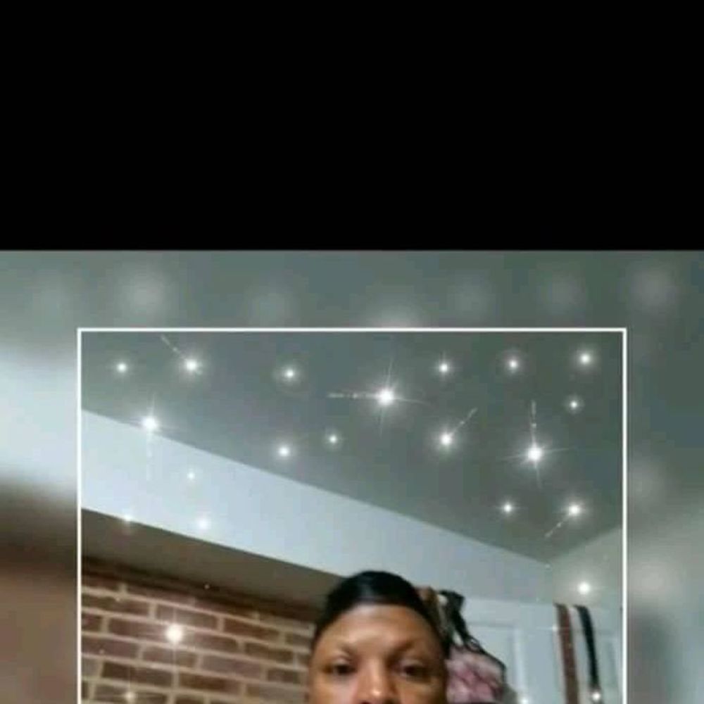 Meet your Posher, Tosha